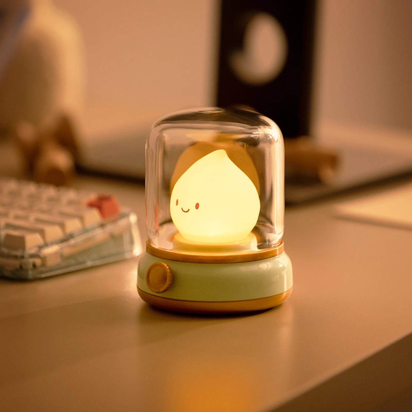 Flameless LED Lamp | USB-Powered Night Light with Realistic Flame Effect